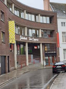 59922881_421552078629566_4620440518986301440_n